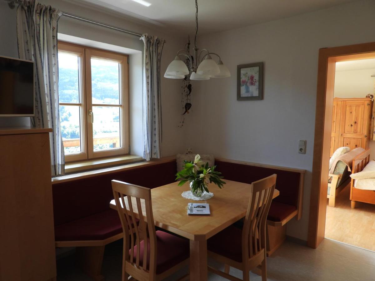 Bio-Bauernhof Einberghof Apartment Pfarrwerfen Bagian luar foto