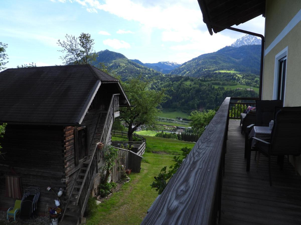 Bio-Bauernhof Einberghof Apartment Pfarrwerfen Bagian luar foto